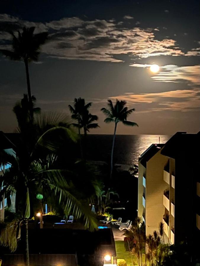 Kona Magic Ali'I - Top Floor Views, Pool, Beach, Sunsets Kailua-Kona Exterior photo